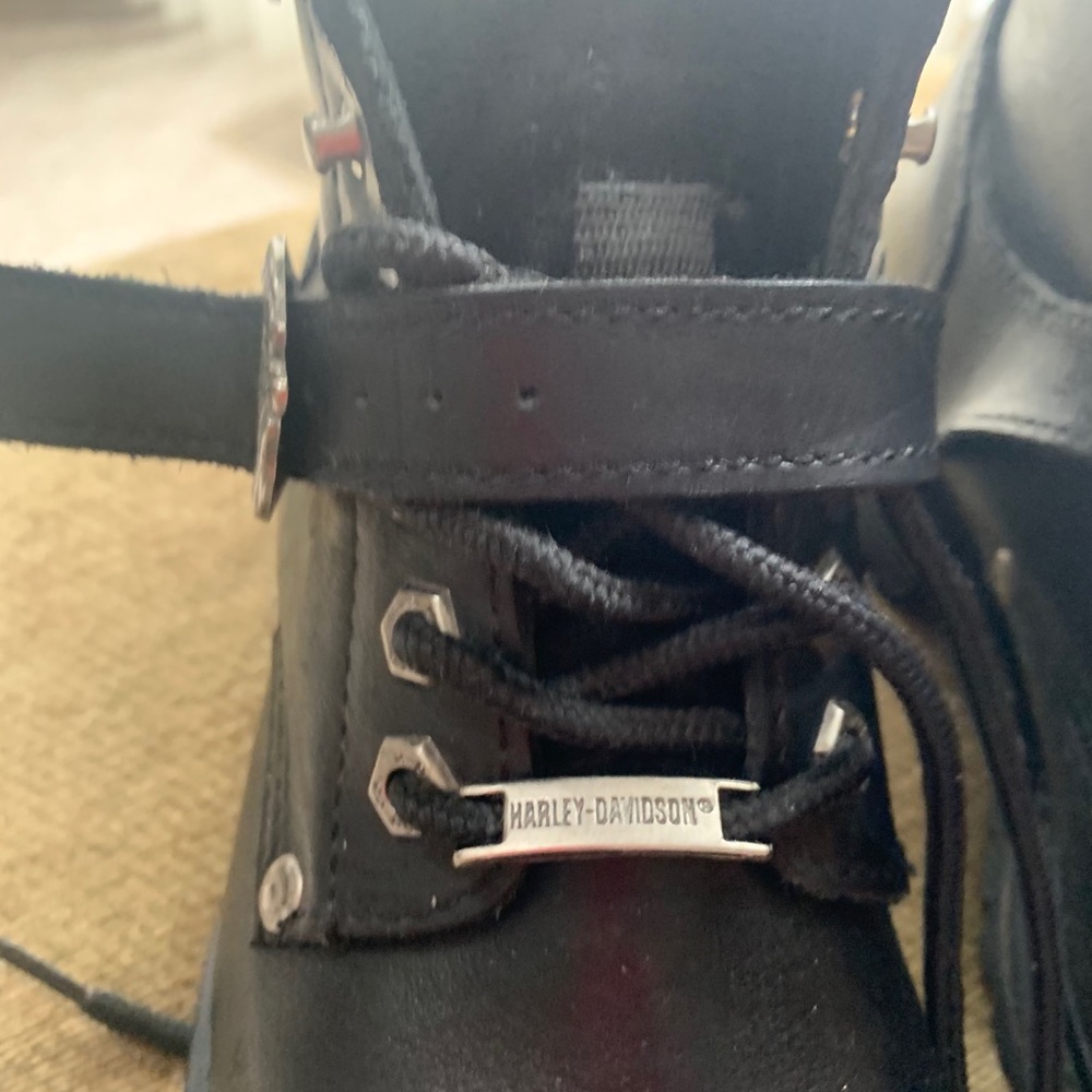 Harley-Davidson Black Leather Combat Boots with Silver Hardware - Picture 4 of 11